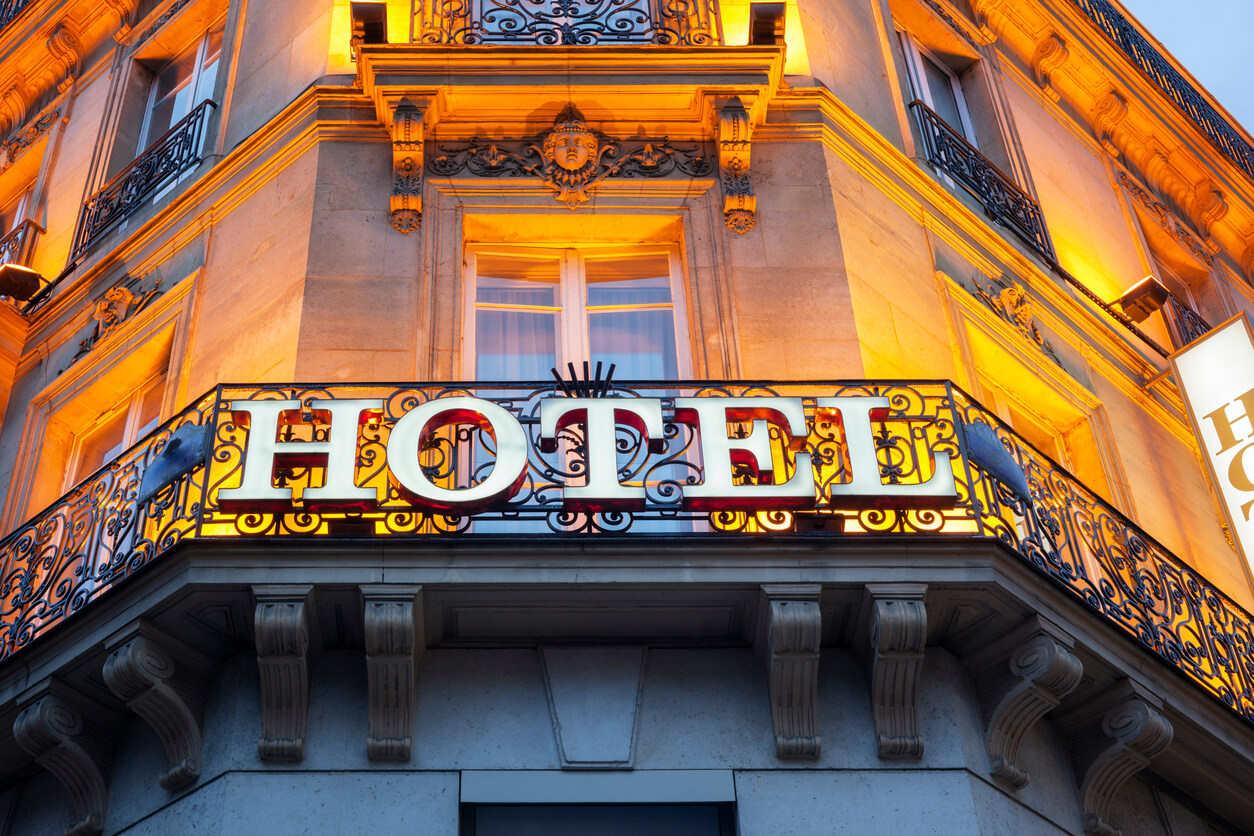 Hotel Booking